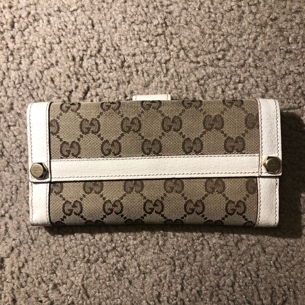 Gucci wallet